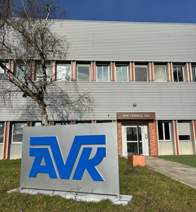 Façade 2025